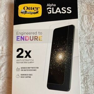 Otter box Alpha glass iPhone 2021 Large